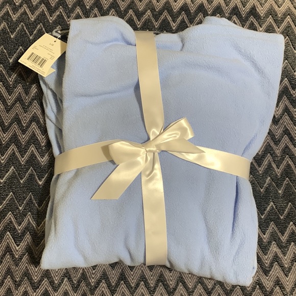 L/G sized ladies two peice PJ set - Picture 2 of 3